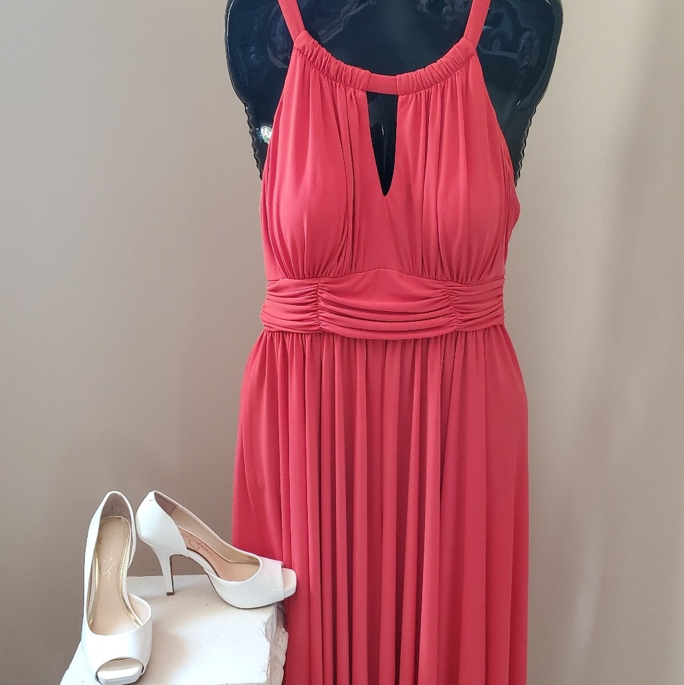 New Directions Gorgeous Dress - Picture 1 of 6